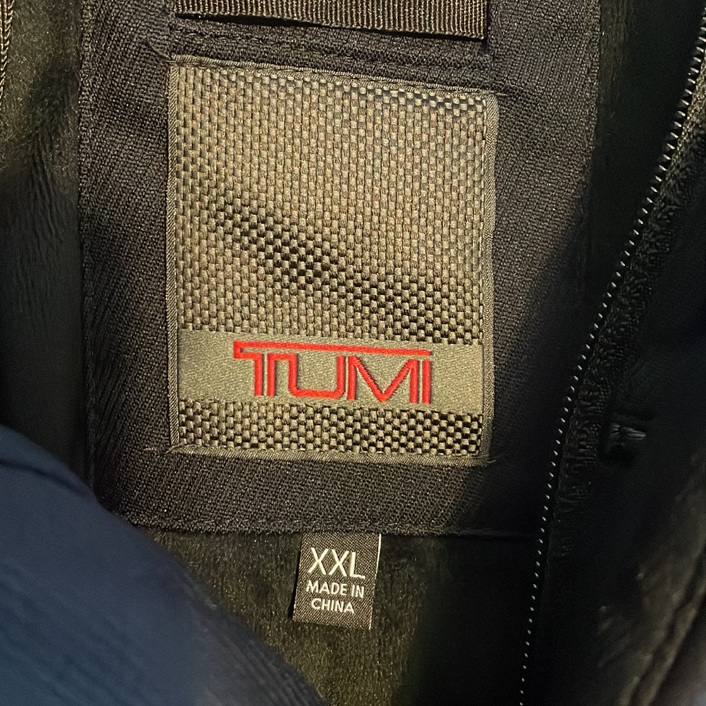 Tumi mens coat - Picture 3 of 7